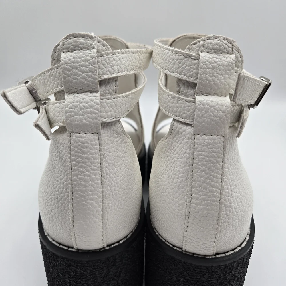 Oasis Society Elizabeth White Chunky Platform Strapped Sandals Womens Size 9